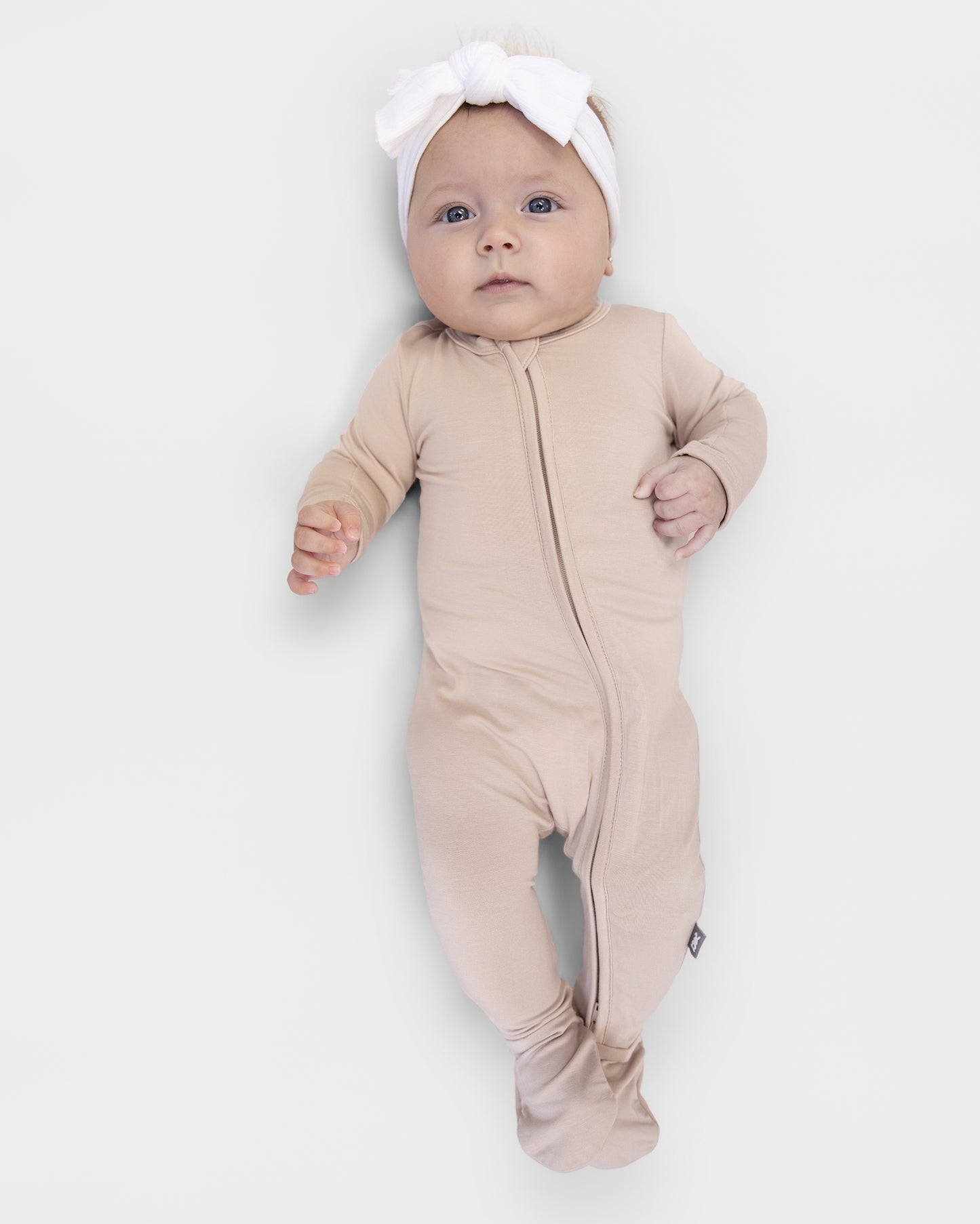 Zip Footie in Deep Beige - Bumbunny Baby