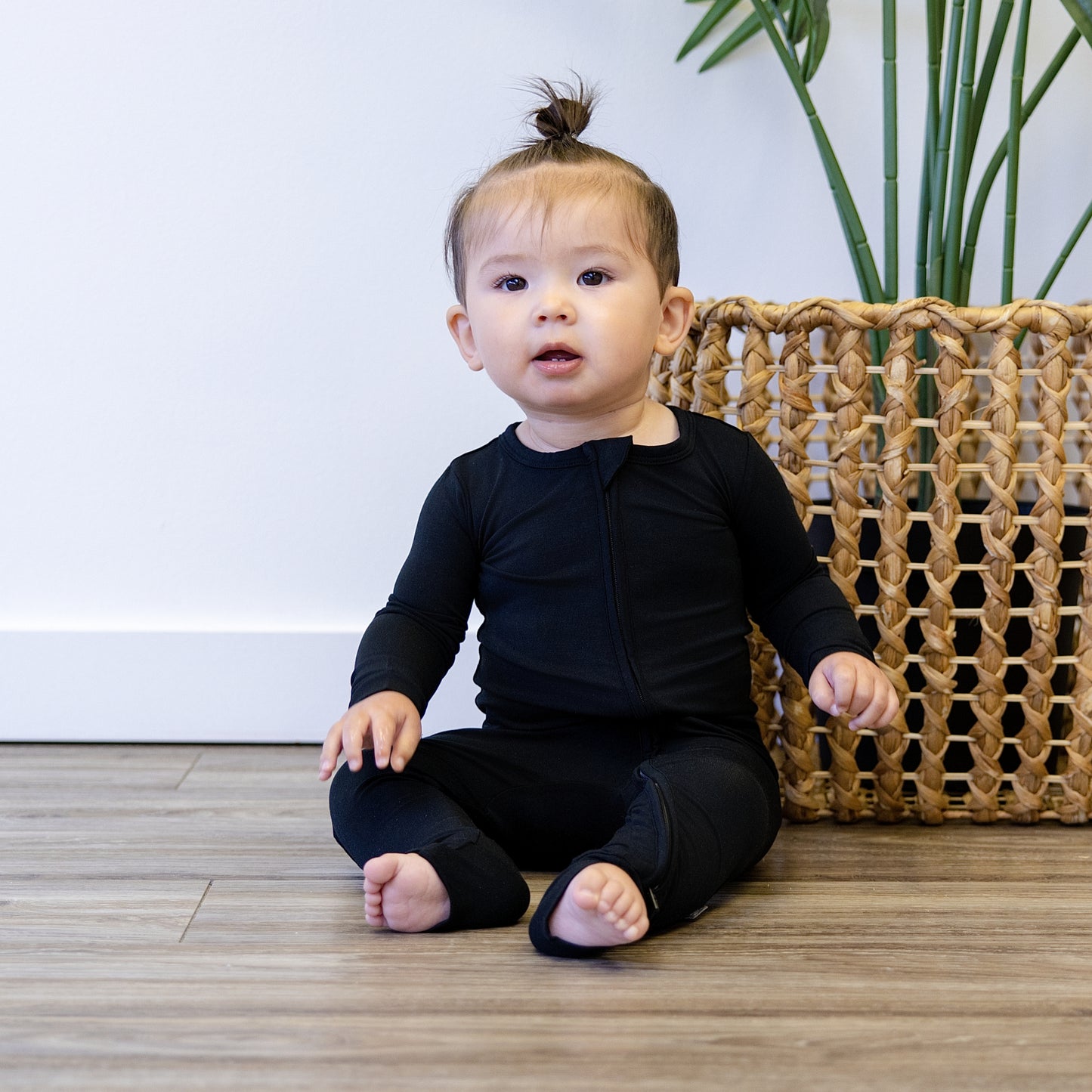 Toddler Zip Romper in Black - Bumbunny Baby